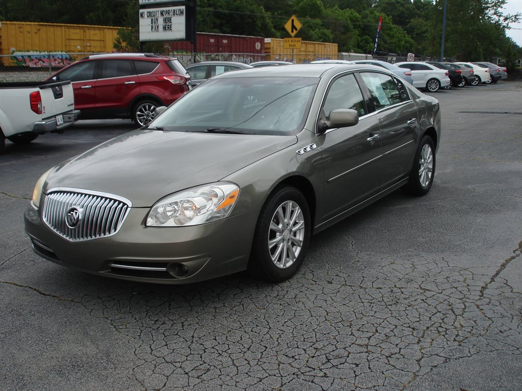 2011 Buick Lucerne CXL's photo