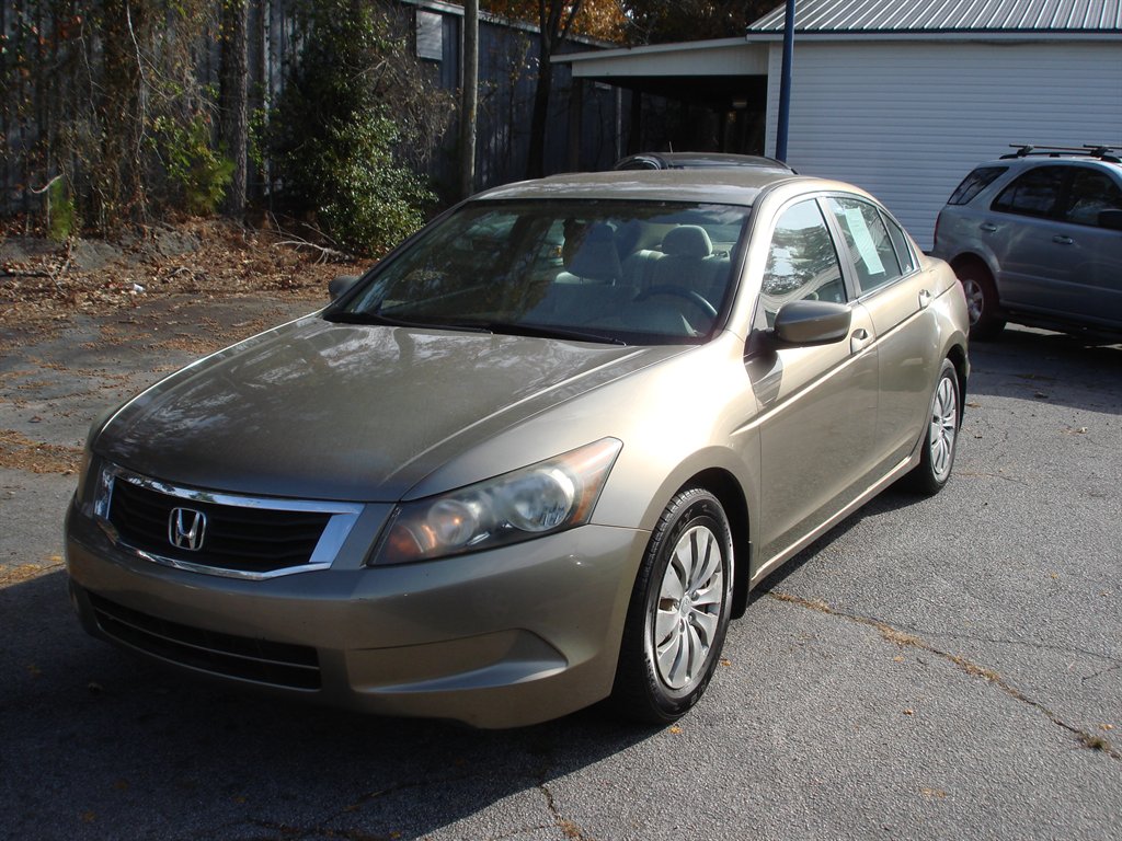 2010 Honda Accord LX's photo